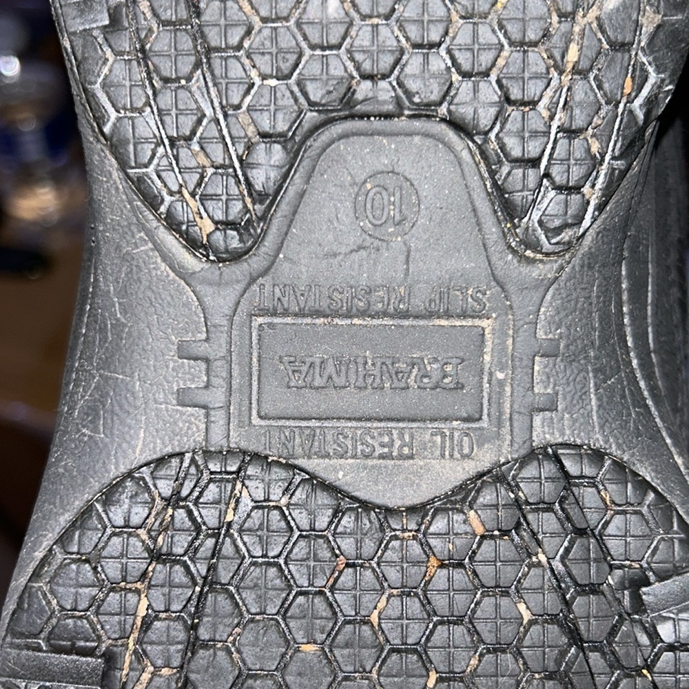 Men’s skid  and oil resistant  work shoes - Picture 5 of 6